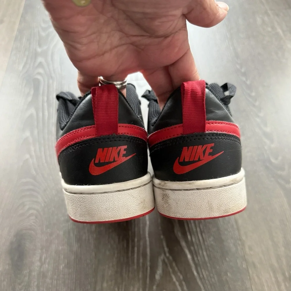Nike Court Borough Low 2 Black University Red White GS Sz 6 Youth Athleisure